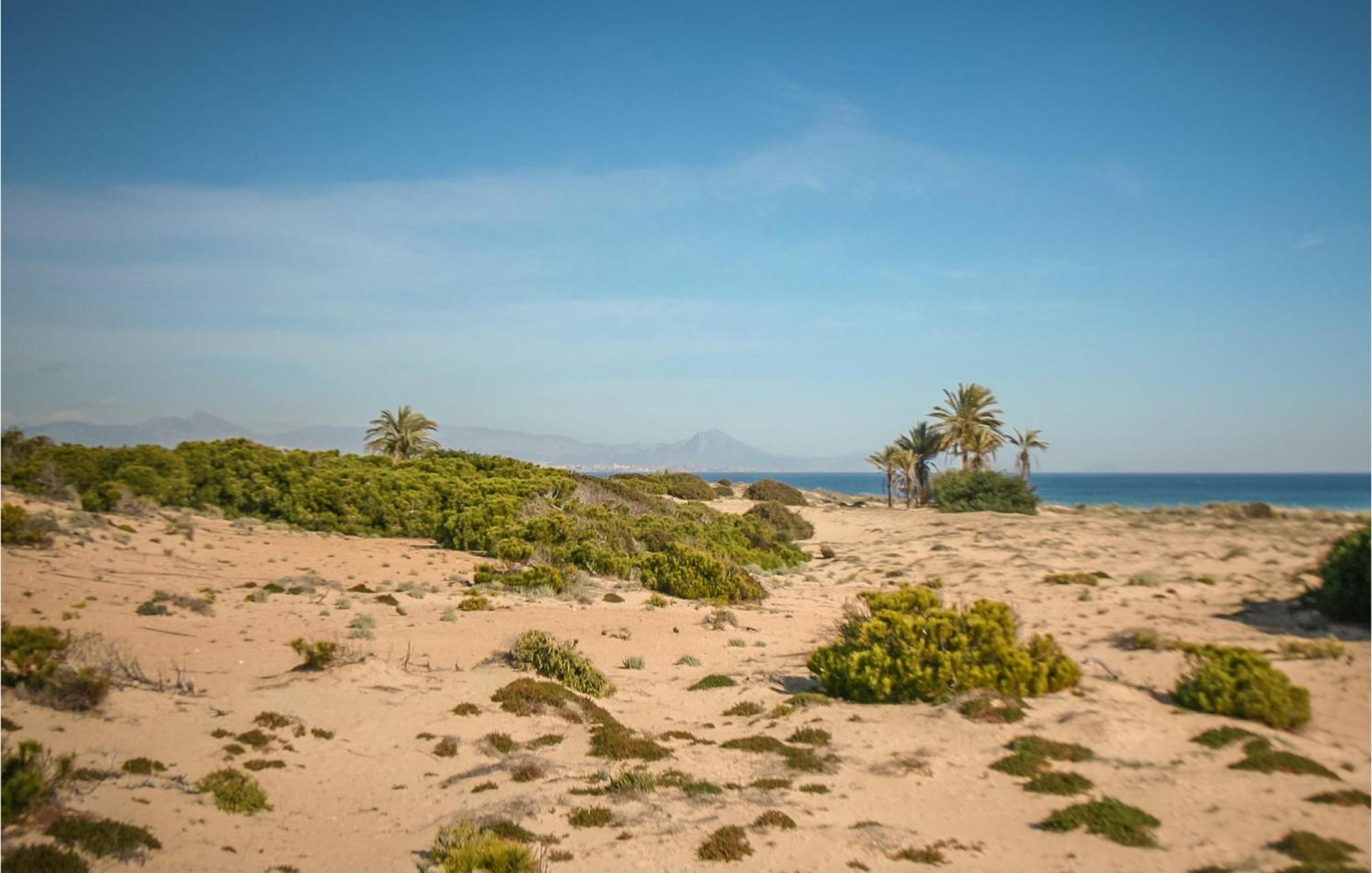 Lovely Apartment In Santa Pola With Wifi Экстерьер фото