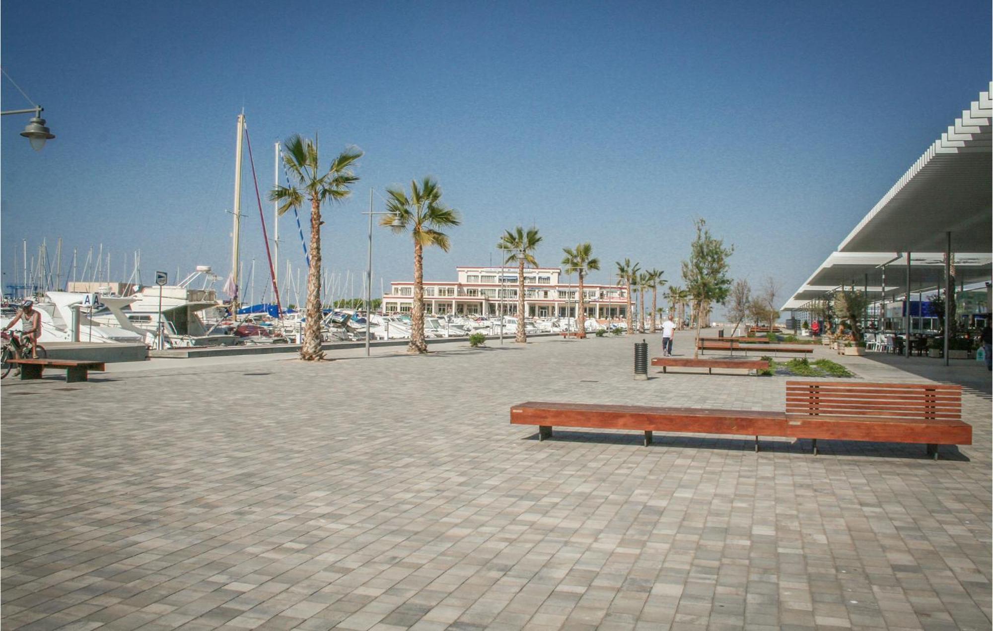 Lovely Apartment In Santa Pola With Wifi Экстерьер фото